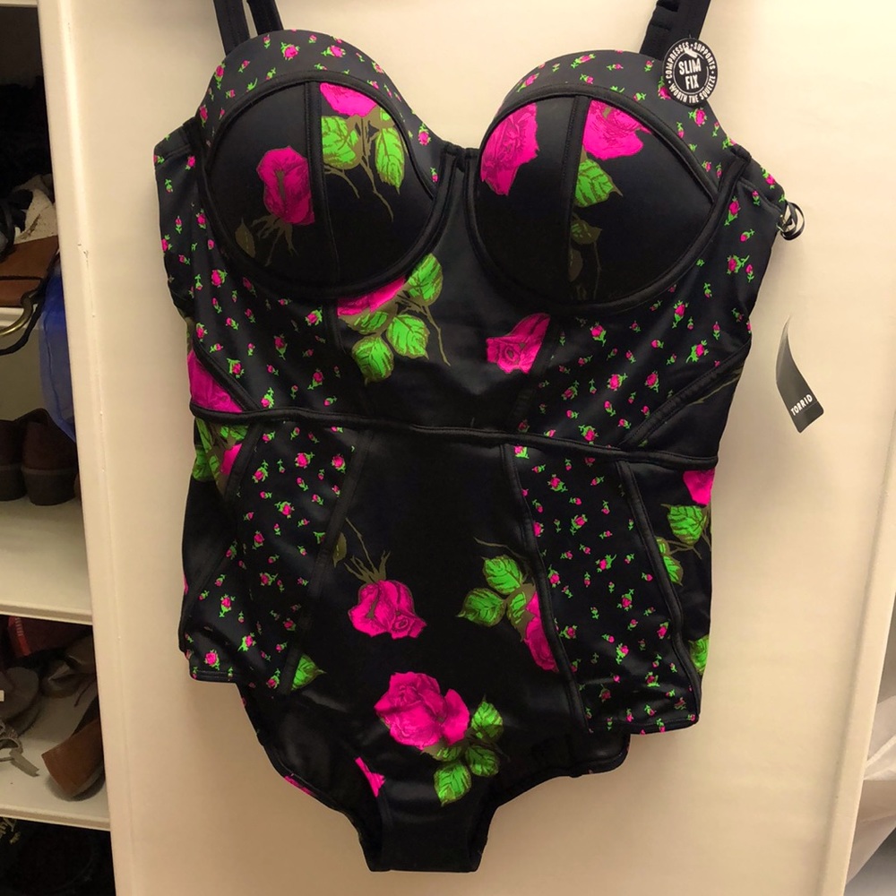Torrid Betsy Johnson Swim Size 1